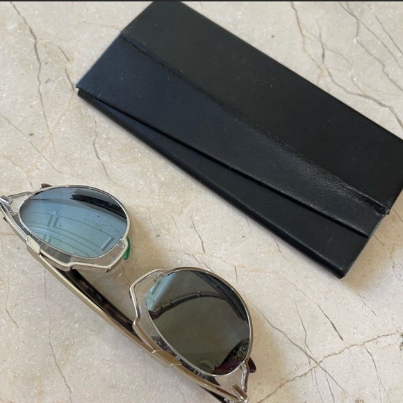 Dior Sunglasses - Picture 9 of 13